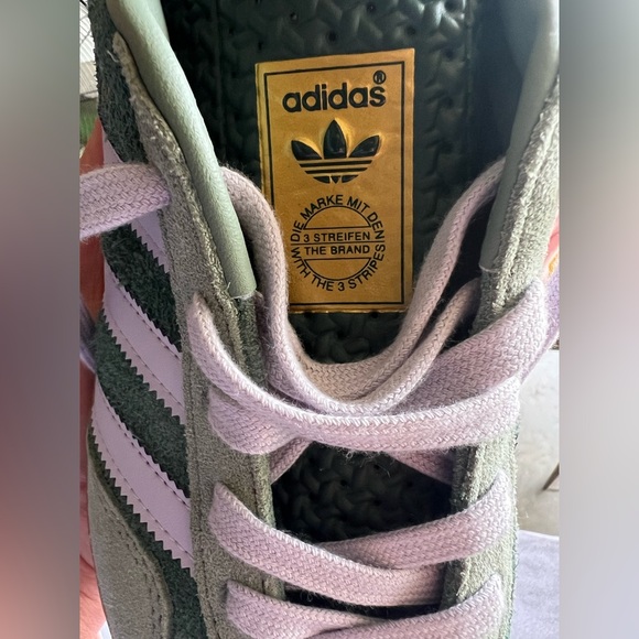 Adidas Original Gazelle Shoes size M8/W9.5 NWOT - Picture 11 of 13